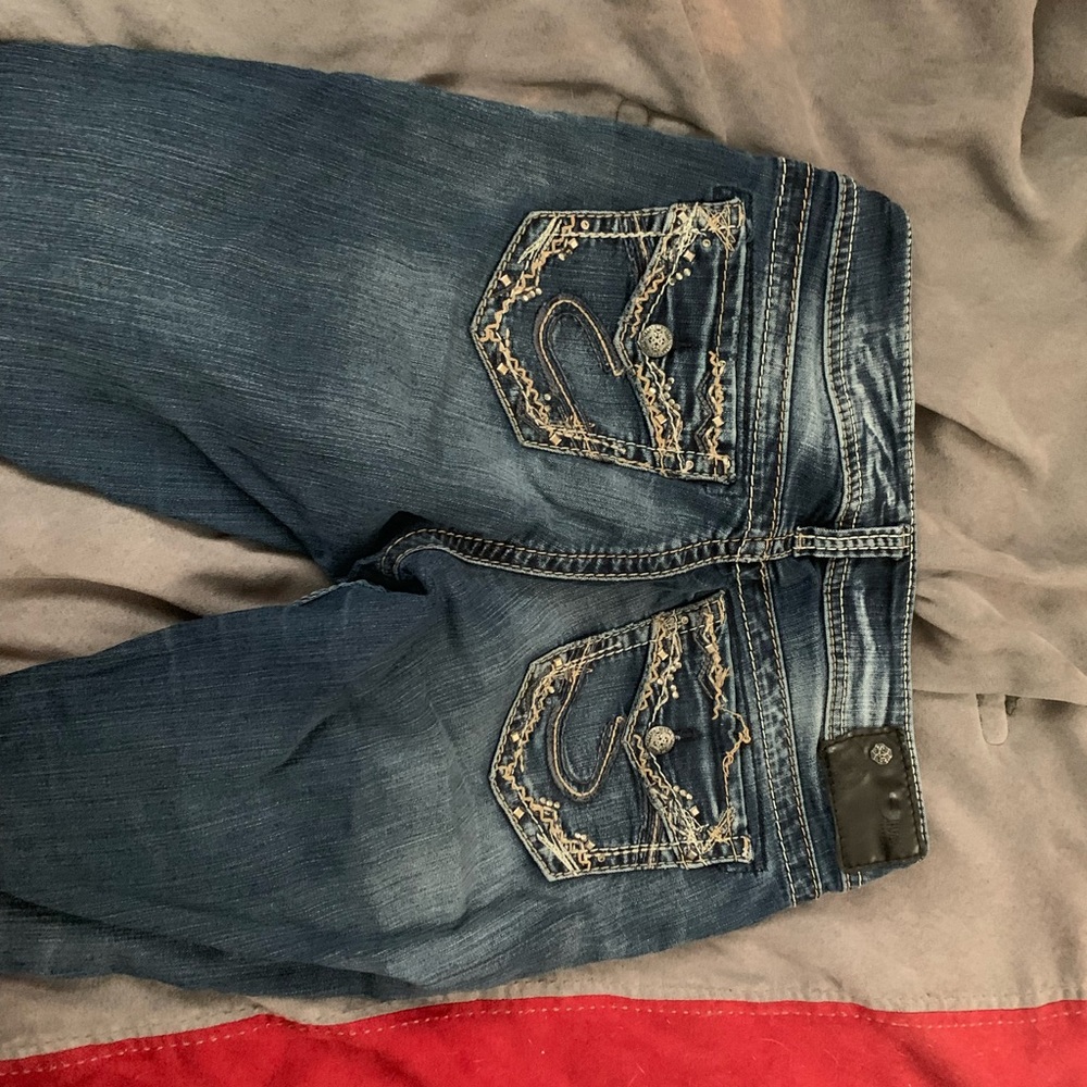 Jeans - Picture 2 of 3